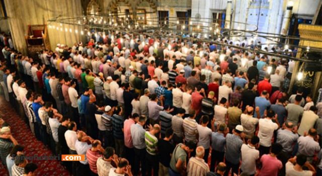 Soma’da Ramazan Bayramı namazı saat 06.56’de kılınacak.