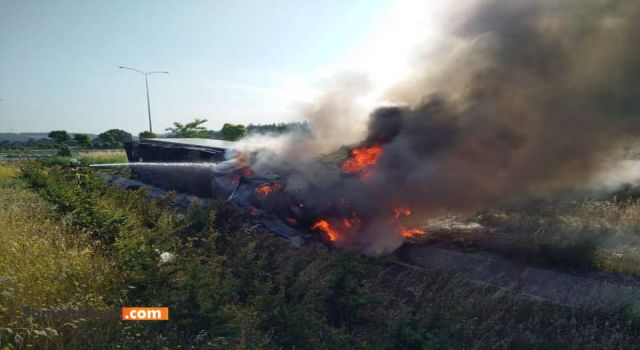 Tır Cayır Cayır Yandı