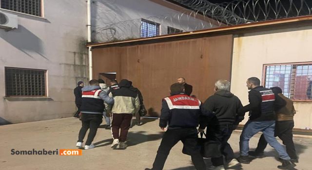 3 İlçede Operasyon 3 Kişi Yakalandı