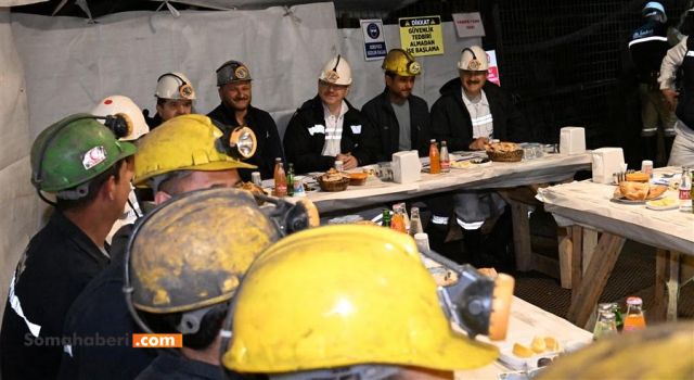 Vali Ünlü, Yerin Metrelerce Altında Madencilerle İftar Yaptı