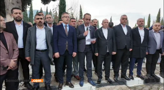 Soma’da 4 Aralık Madenciler Günü: Şehit Madenciler Kabirleri Başında Anıldı