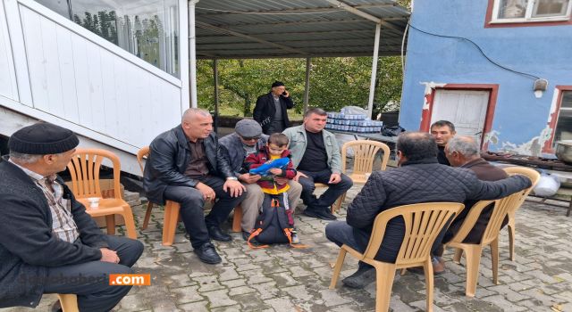 Denizli’de maden şehidi Halit Ersay için mevlit ve hayır yemeği düzenlendi / TÜRK-İŞ’e bağlı Türkiye Maden İşçileri Sendikası Ege Bölgesi Şubesi, Ersay ailesini yalnız bırakmadı