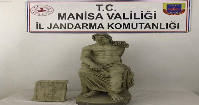 Zeus Heykeli Yakalandı