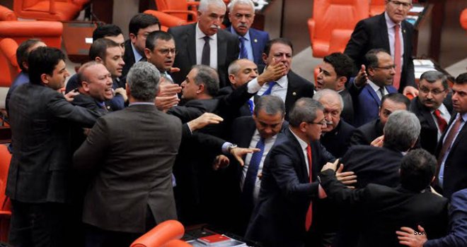 TBMM’de ‘yavşak’ kavgası