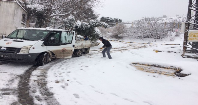 Soma Belediyesi Karla Mücadele ediyor