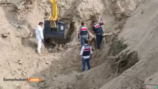 Jandarma Ölen Kişinin Önce Kimliğine Kıyafetlere Ulaşılmış Ve Cesete Ait Tüm Uzuv Parçalarını Adli Tıp'a Gönderdi