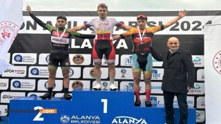 TORKU ŞEKER SPORLU GENÇLER TÜRKİYE İKİNCİSİ OLDU