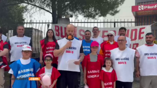 23 Nisan Çocukları Grevdeki Babalarını Ziyaret Etti