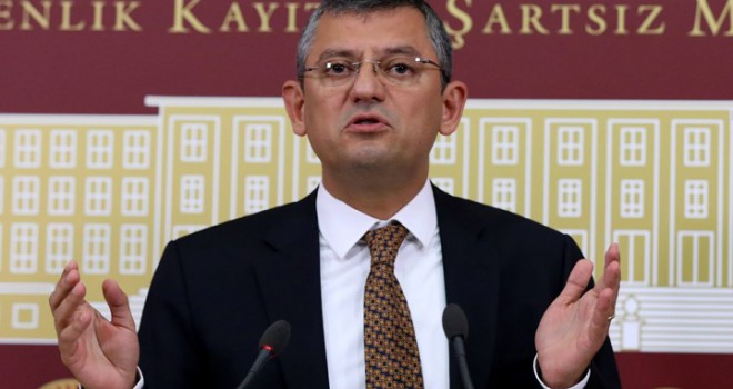 VİCDAN VE EŞİTLİK YOK ÖZEL’DEN İNFAZ YASASI ELEŞTİRİSİ