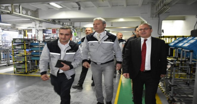 Valisi Ahmet Deniz’den Standard Profil’e ziyaret