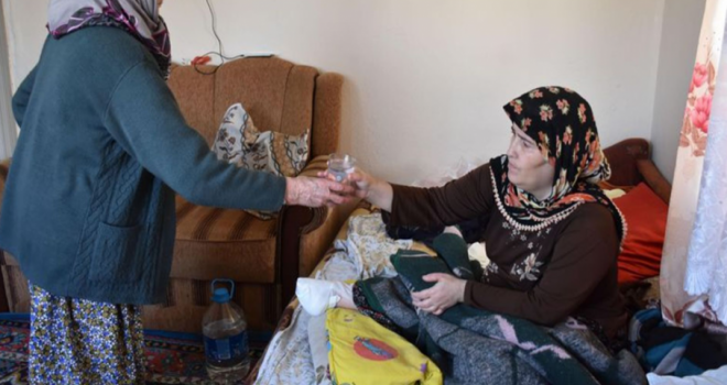 Bu Hastalık Yüzünden Ayağını Kaybetti