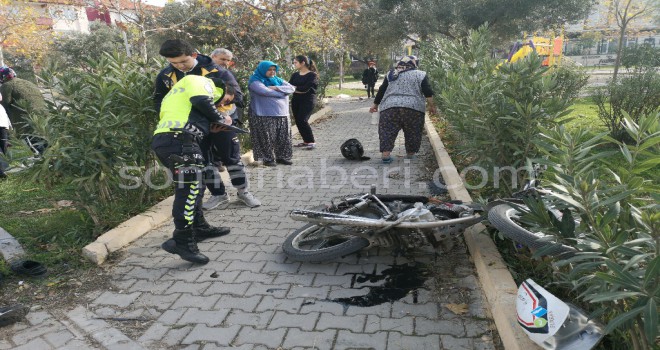Sınava Giden İki Genç Kaza Yaptı