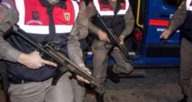 Jandarma Cezası Kesinleşen Aranan Hükümlüyü Yakaladı