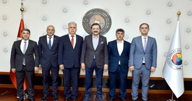 BAŞKAN DOĞAN, TOBB BAŞKANI M. RİFAT HİSARCIKLIOĞLU İLE BİRARAYA GELDİ