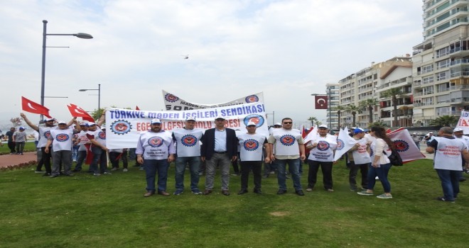 1 Mayıs İzmir'de şölen gibi kutlandı