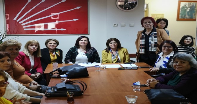 CHP Soma kadınlarda Başkan Demirhan