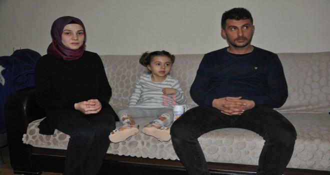 Minik Ela Yardım Bekliyor