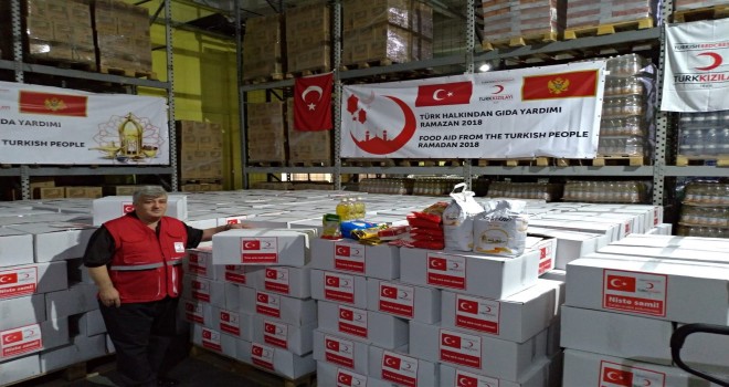Türk Kızılay’ı 33 Ülkede iftar Programı Düzenledi.