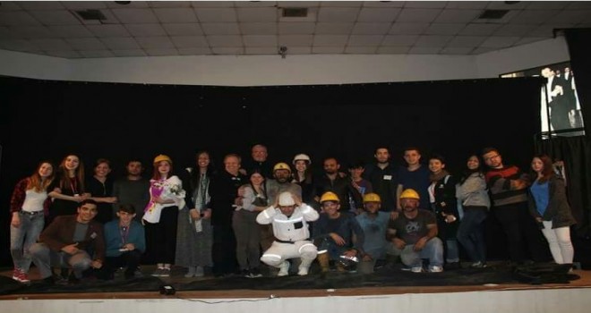 Para İle Satılmaz Oyununa Yasak Denildi