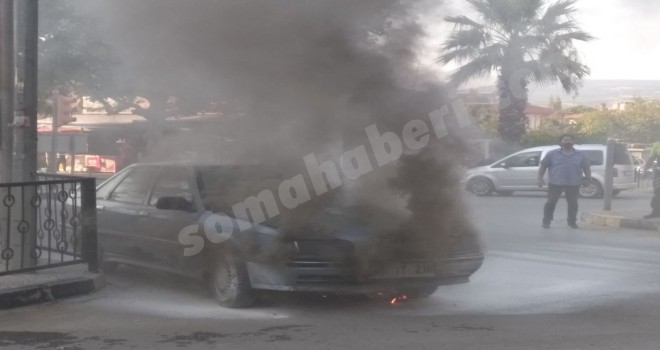 Soma Beşyolda Yanan Araç Korkuttu.