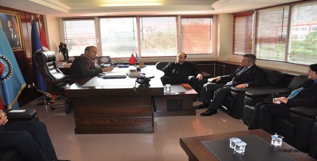 CHP Madenciler gününü kutladılar.