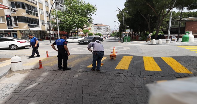 Soma Belediyesi Trafik Yol Çizgilerini Boyadı
