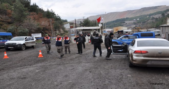 Heyet 301 Kişinin Hayatını Kaybettiği Madene İndi.