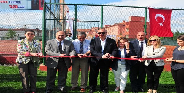 HÜLYA CUP SENIOR TENİS TURNUVASI BAŞLADI 