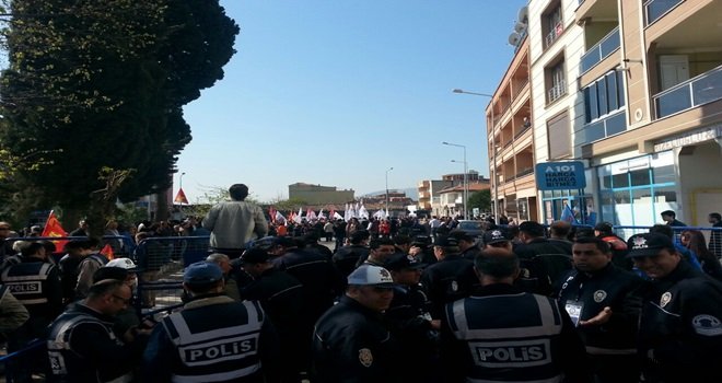 Maden Şehit Ailelerinin Yanındayız