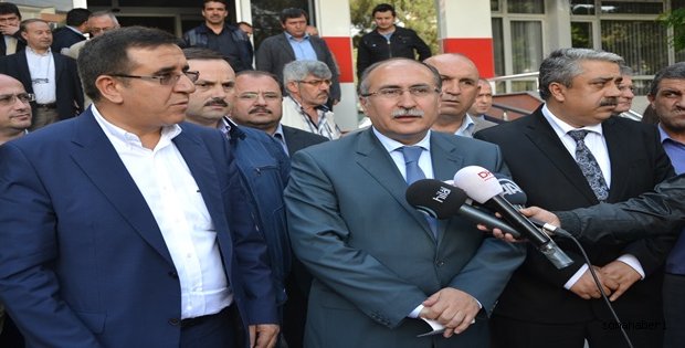 MANİSA VALİSİ ABDURRAHMAN SAVAŞ SOMA’DA SAĞDUYUYA ÇAĞIRDI