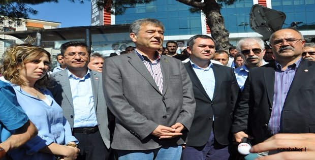 Türk Eczacılar Birliği Genel Başkanı Erdoğan Çolak, maden şehitlerinin eğitim gören çocuklarına burs vereceklerini söyledi.
